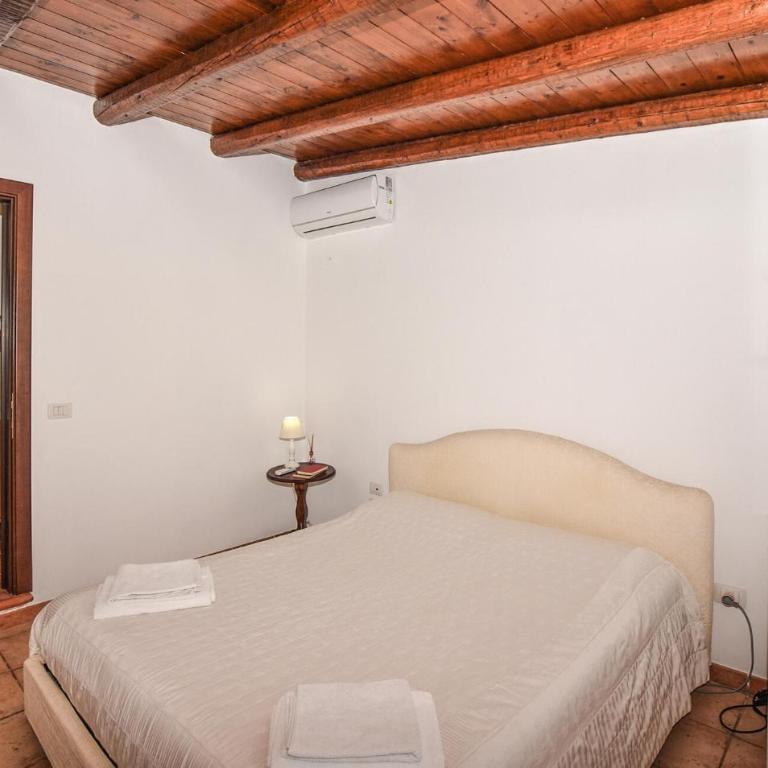Gorgeous Home In Siracusa - Casa Vacanze con 2 Camere da Letto - 24