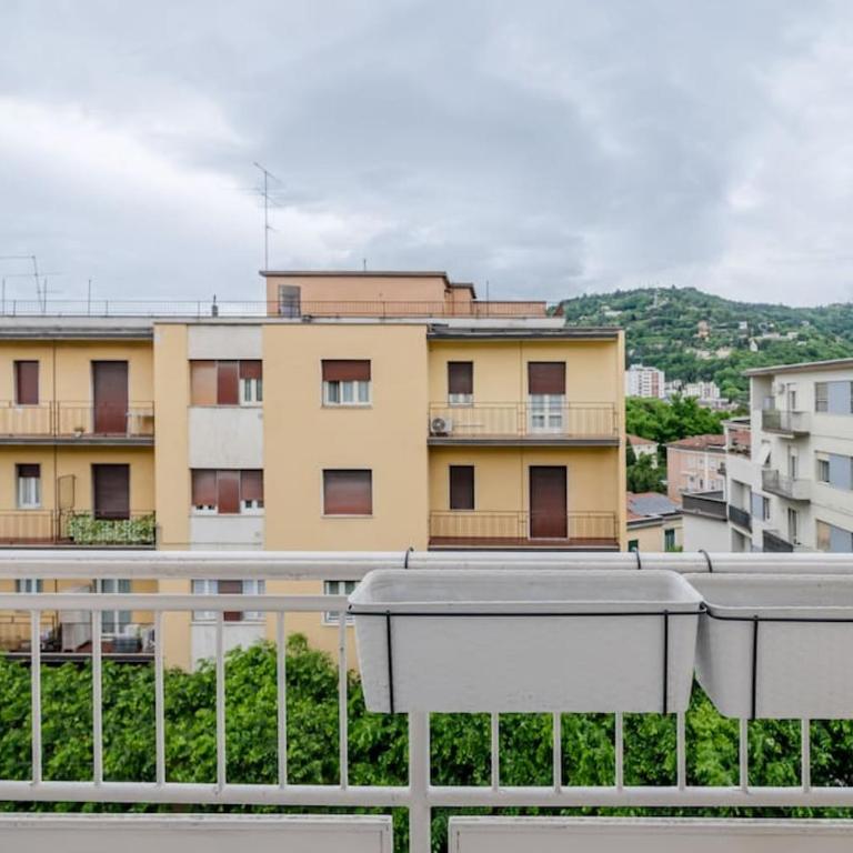 HOST4U - PETIT SUITE VITTORIA in Brescia City Center - Appartamento con 1 Camera da Letto - 11