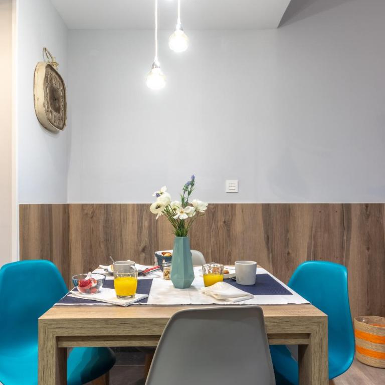 INSIDE OLD TOWN by Alojarte - Three-Bedroom Apartment - 5