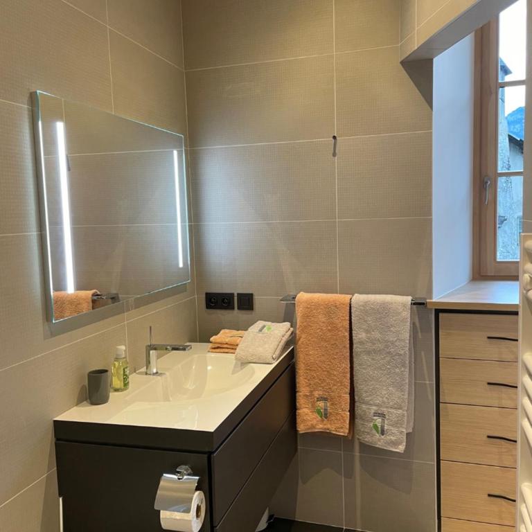 Un château face au Mont-Blanc - Villa con Piscina Privata - 10