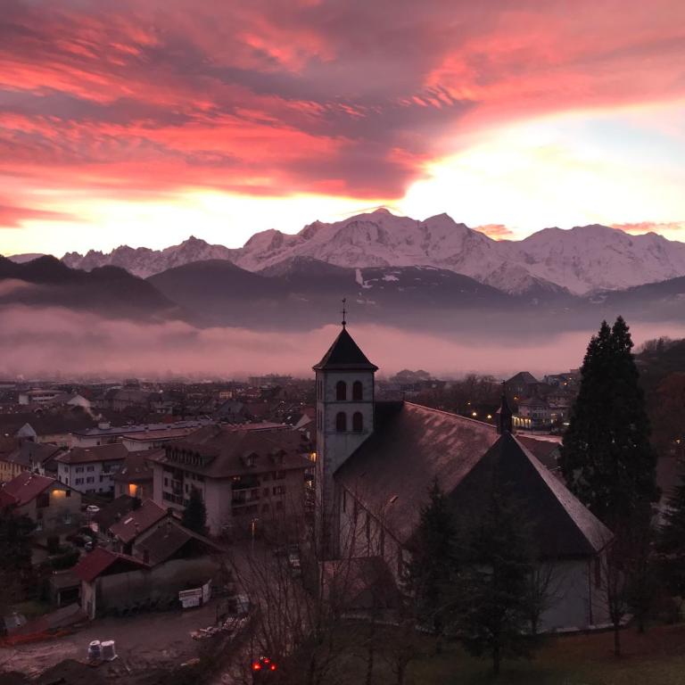 Un château face au Mont-Blanc - Villa con Piscina Privata - 16