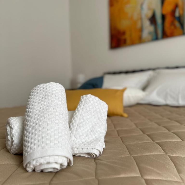 B&B L'ULIVO - Camera Matrimoniale con Letto Supplementare - 1