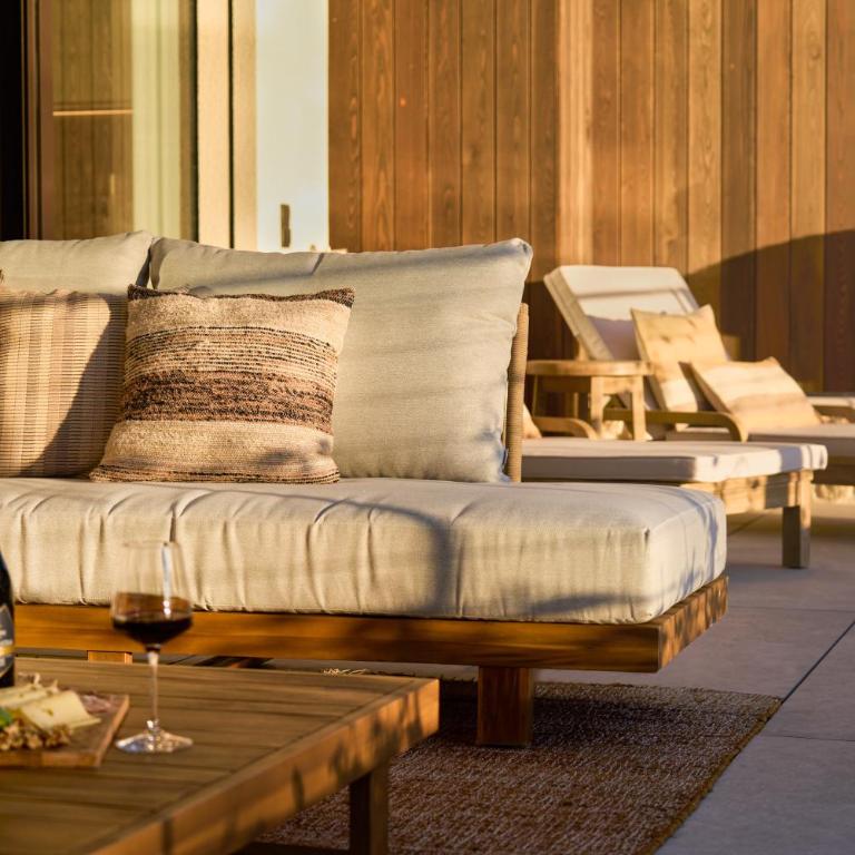 SalvatoreHomes - Luxury in the Centre of Bardolino with Private Jacuzzi & Direct Access to Infinity Pool - Casa Olivia - a 5 Star Luxury Collection at Lake Garda - Apartment with Pool View - 34