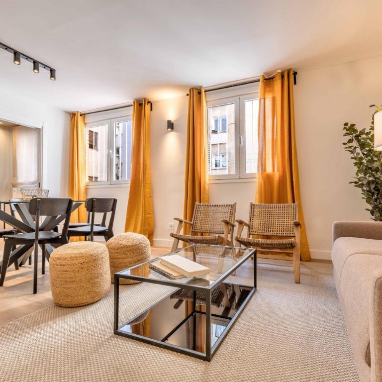 Apartamento Auditorio III en Madrid - Two-Bedroom Apartment - 1