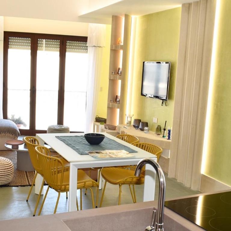 Bianco Mare Delfino Apartment - Three-Bedroom Apartment - 2