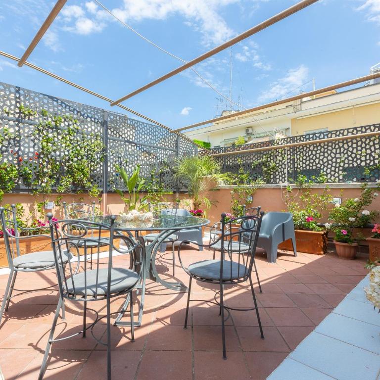Tre Lune Penthouse by Rental in Roma - Appartamento con 1 Camera da Letto - 1