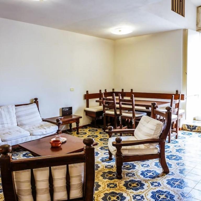 Storico Palazzo di Gaeta con abbonamento auto - Three-Bedroom Apartment - 9