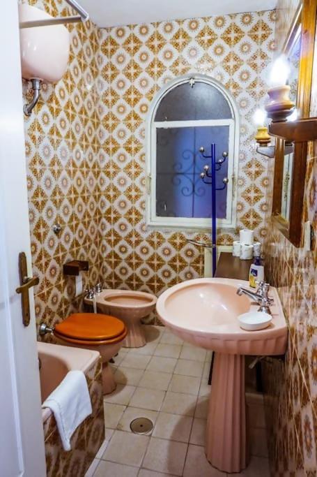 Storico Palazzo di Gaeta con abbonamento auto - Three-Bedroom Apartment - 11