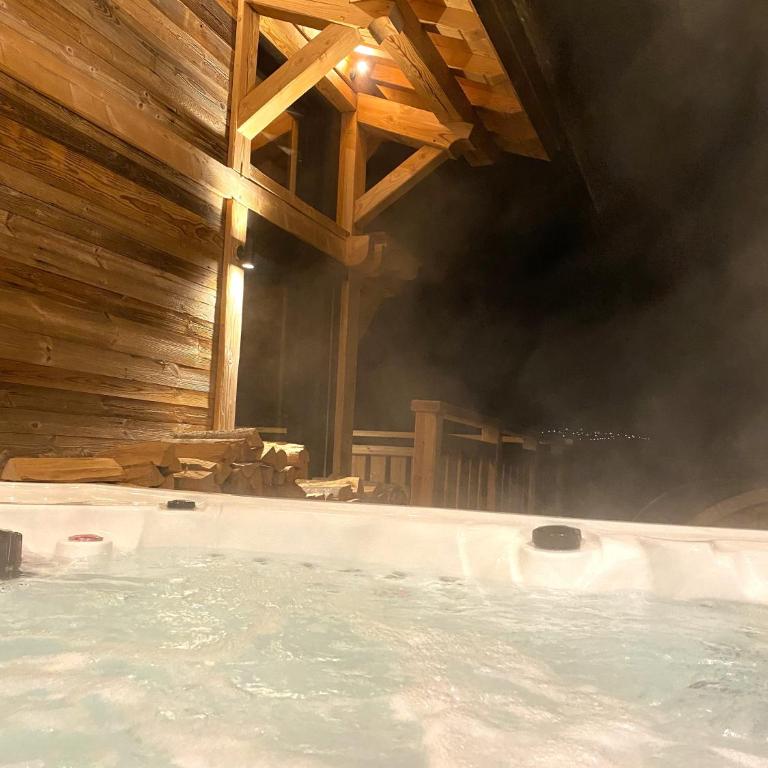Chalet Aguila - Jacuzzi et sauna panoramique - vue spectaculaire - Chalet Supérieur - 88