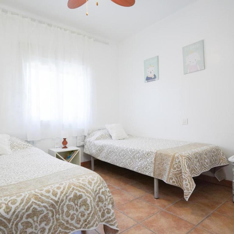 Casa Uly - Two-Bedroom House - 13