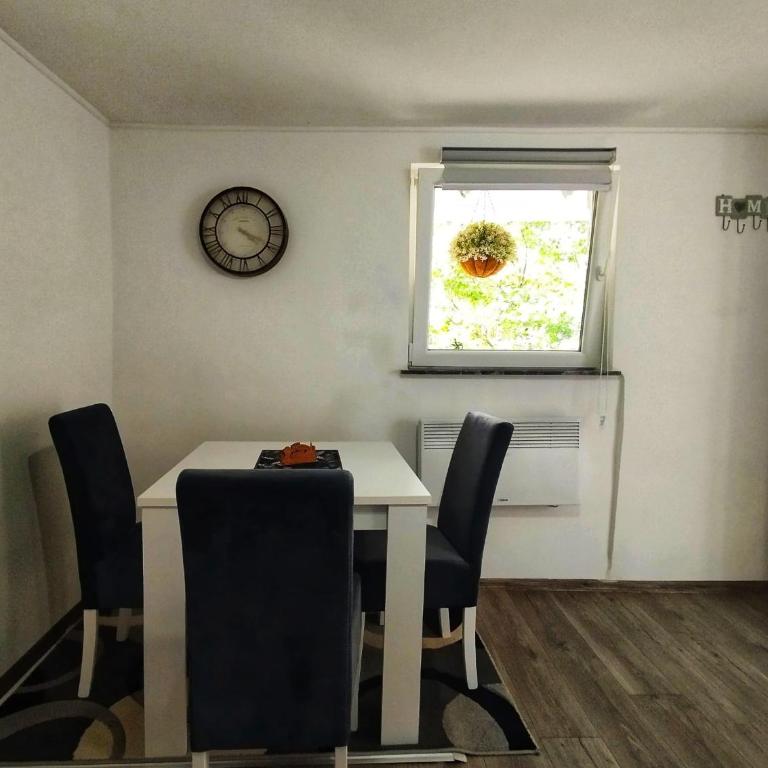 Apartman Monroe - One-Bedroom Apartment - 7
