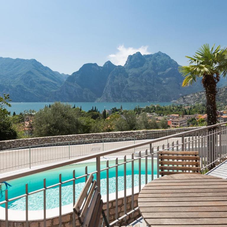 Villa Fiore - Apartamento de 2 dormitorios con balcón - 10
