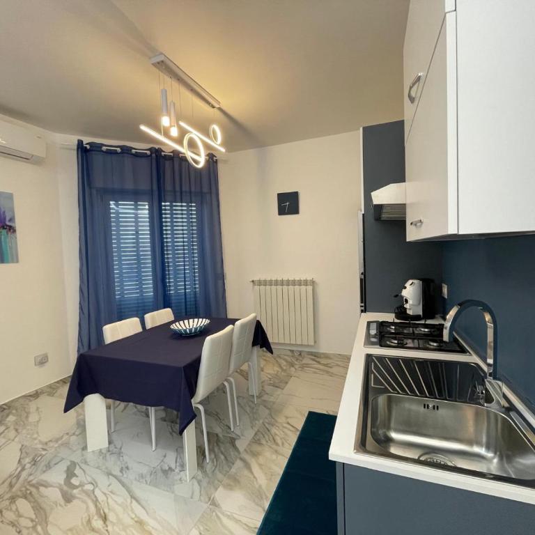 Suite 101 - Appartamento con 2 Camere da Letto - 1
