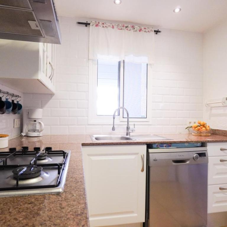 Casa Uly - Two-Bedroom House - 10