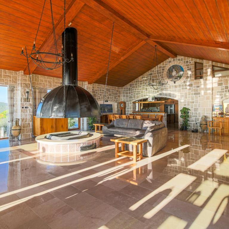 Villa Carevic with Indoor & Outdoor Pool - Villa - 28
