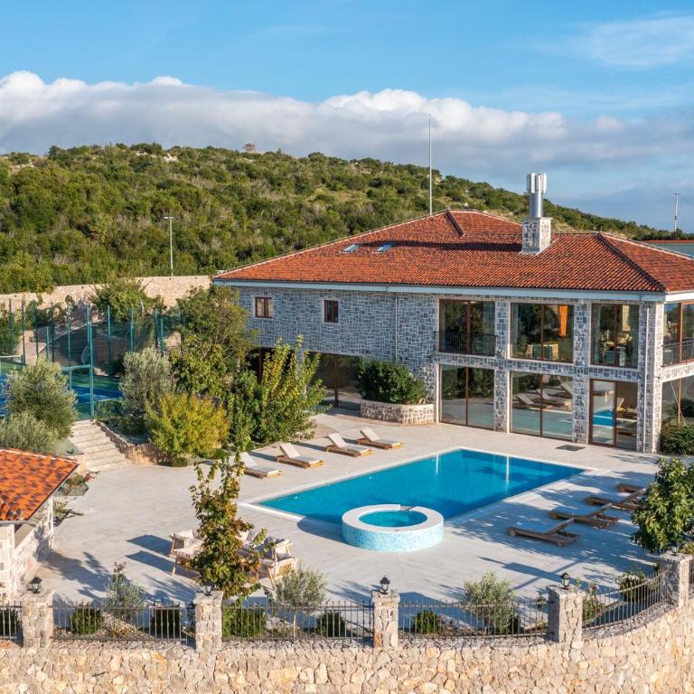 Villa Carevic with Indoor & Outdoor Pool - Villa - 2