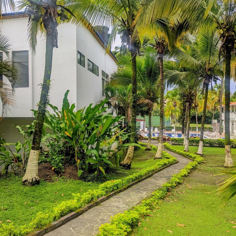 Hotel Club Social Villeta - Double Room with Private Bathroom - 10