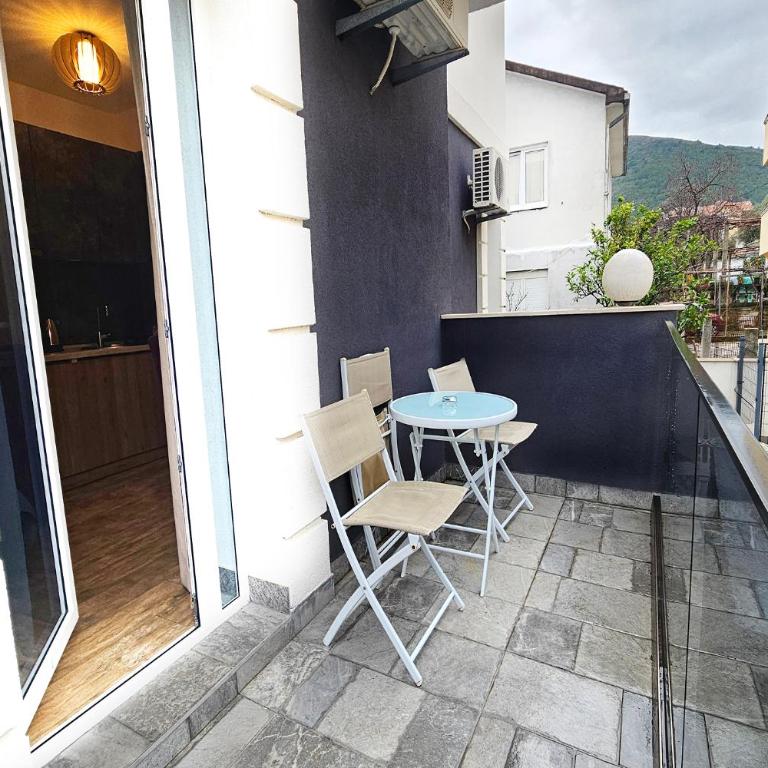 Basileus Apartments Budva - Deluks Studio - 10
