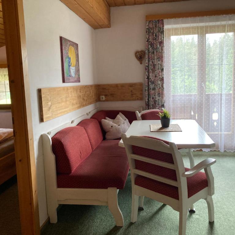 Ellmauhof - Grand Appartement 2 Chambres avec Balcon - 4
