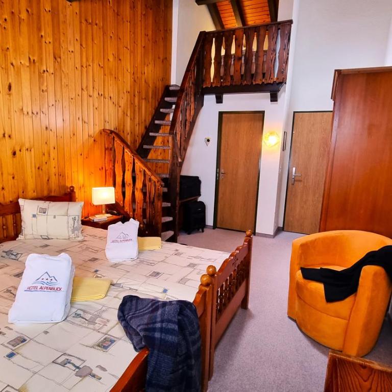 Hotel Alpenblick-Leukerbad-Therme - Basic Dreibettzimmer, Zugang zum Spa und Nutzung der Seilbahn - 4