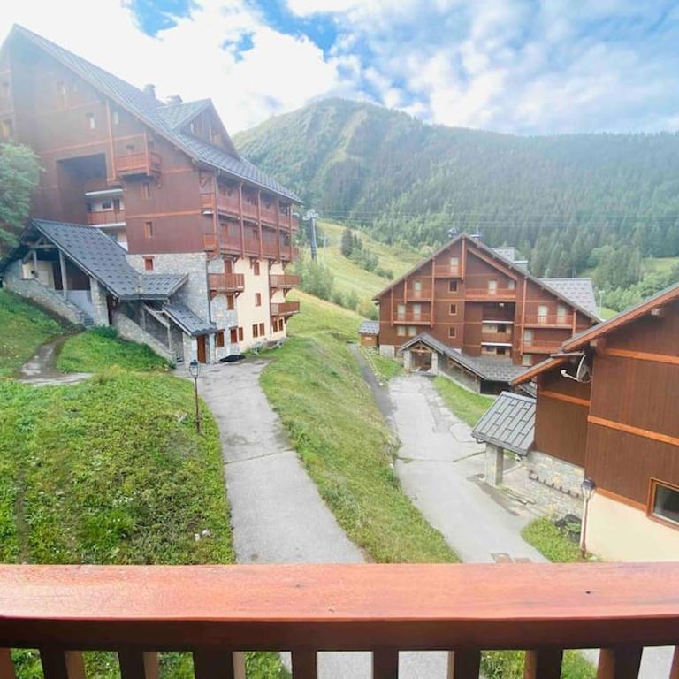 Oz en oisan APPART 6-8 PERS CHALET DES NEIGES Piscine -Sauna - Appartement 3 Chambres - 33