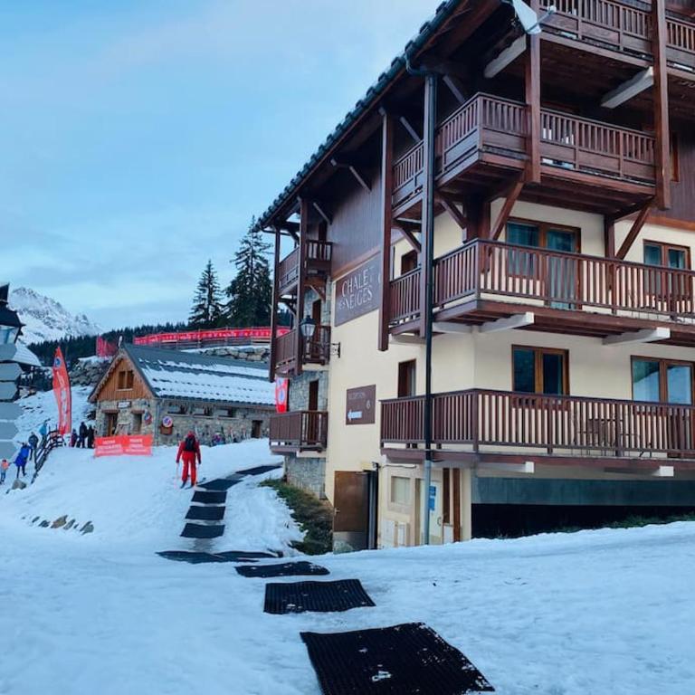 Oz en oisan APPART 6-8 PERS CHALET DES NEIGES Piscine -Sauna - Appartement 3 Chambres - 50