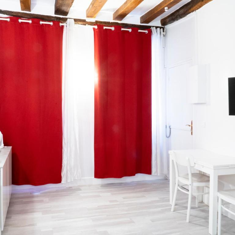 Le 64 Rue Chapon - Studio - 2