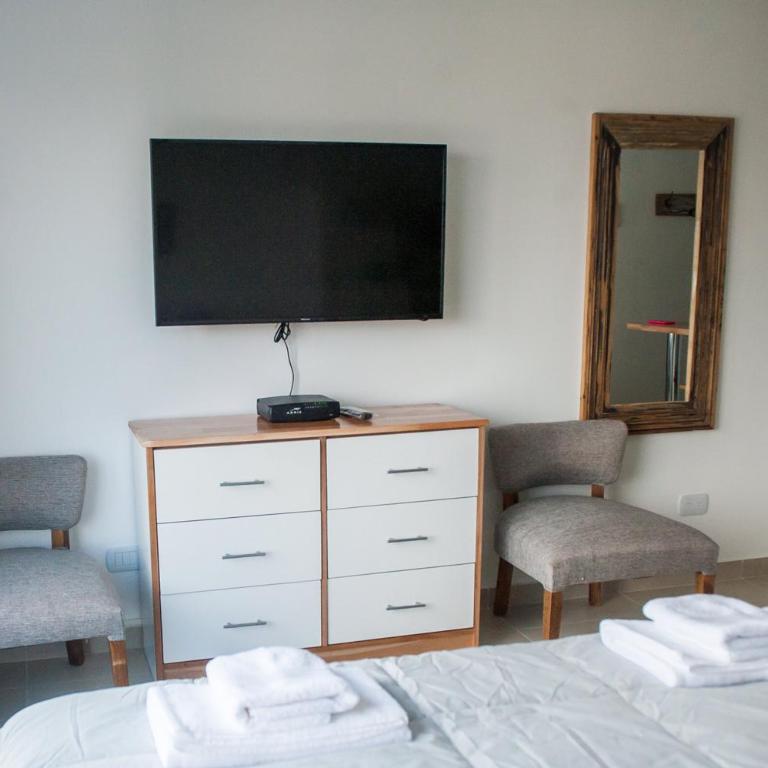 Gente del Sur - Lugones - Studio - 28