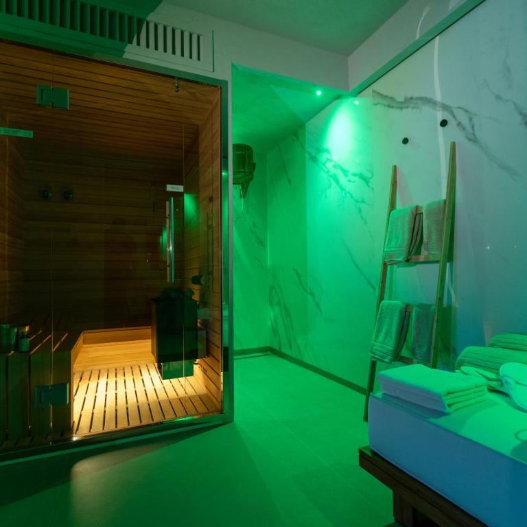 Suite al centro storico con spa privata - Appartamento - 4