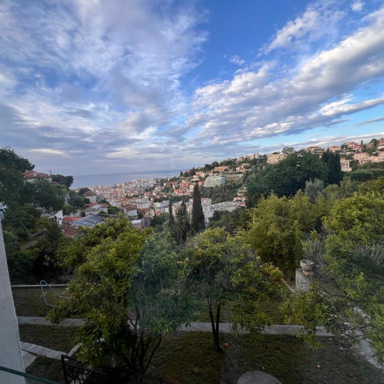 Petit paradis perché au coeur de Nice - Maison 2 Chambres - 9