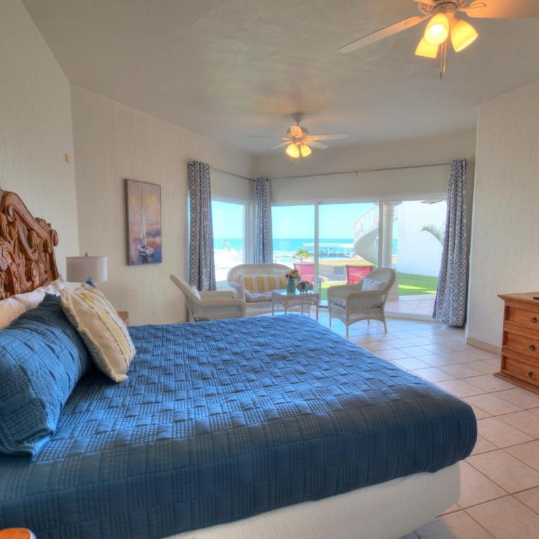 Las Palmas Resort - Villa with Garden View - 6