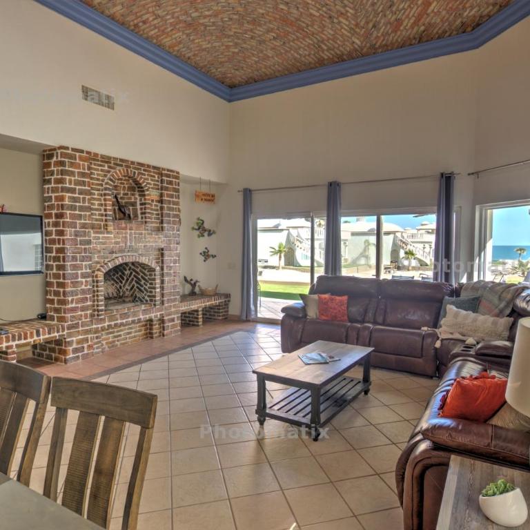 Las Palmas Resort - Villa with Garden View - 9