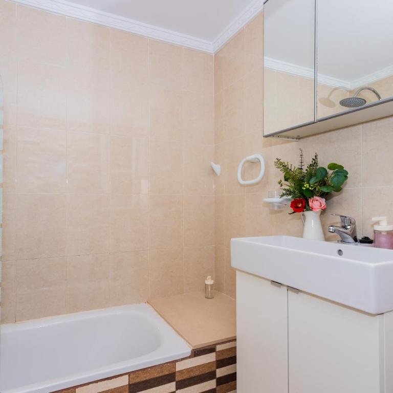 Casa Fayna Solarium con jacuzzi y barbacoa - Two-Bedroom Apartment - 31