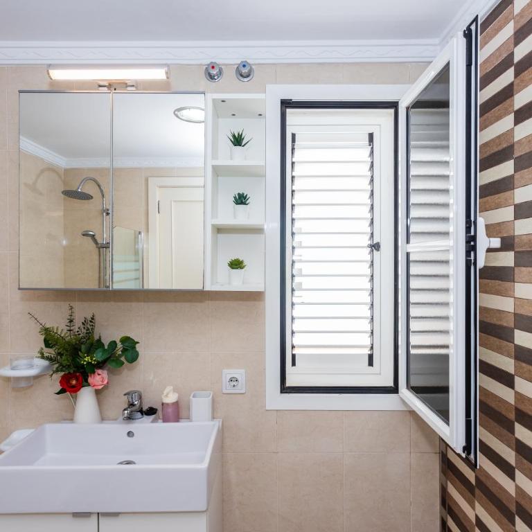 Casa Fayna Solarium con jacuzzi y barbacoa - Two-Bedroom Apartment - 48