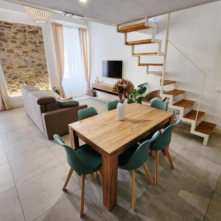 CLASSY HOMES - Acquamarina - Appartamento con 2 Camere da Letto - 1