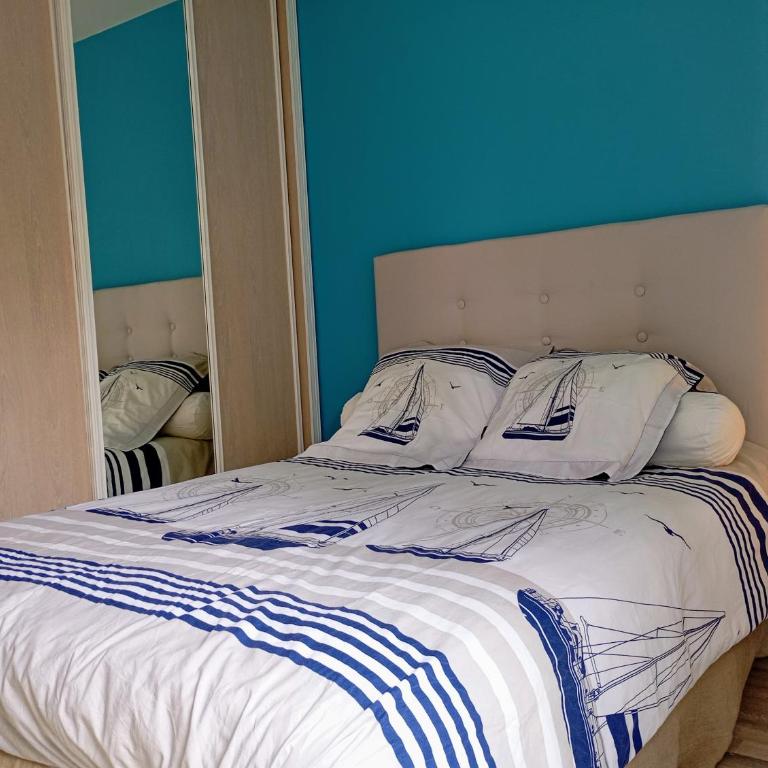Appart résidence accès direct à la plage avec terrasse jardin - One-Bedroom Apartment - 32