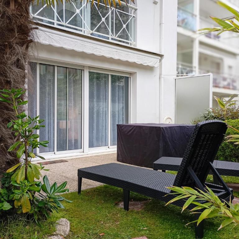 Appart résidence accès direct à la plage avec terrasse jardin - One-Bedroom Apartment - 22