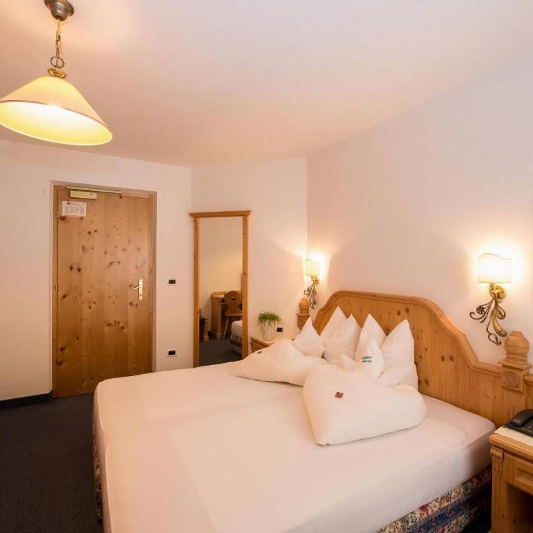 Santeshotel - Doppel- oder Zweibettzimmer - 1