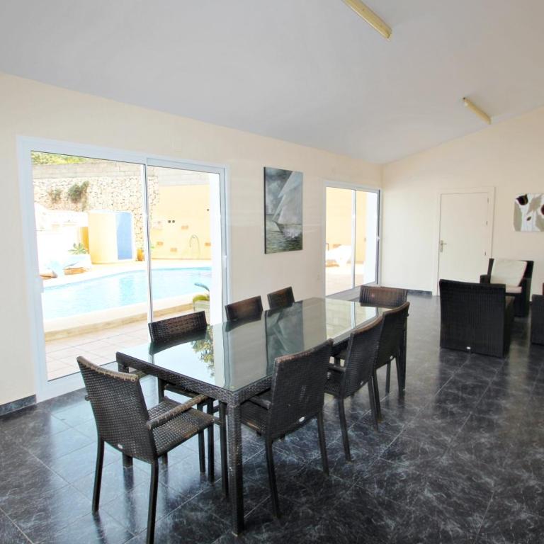 Angevic - a delightful villa located in the town of Moraira - Four-Bedroom House - 19
