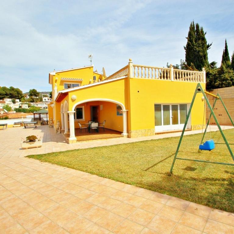 Angevic - a delightful villa located in the town of Moraira - Four-Bedroom House - 12