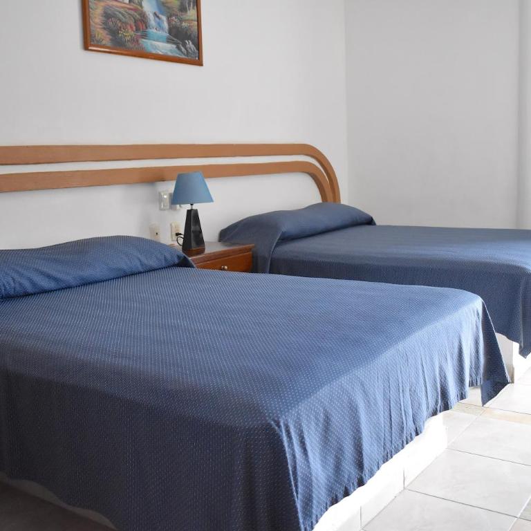 Plaza Almendros Hotel Isla Mujeres - Superior Quadruple Room - 6