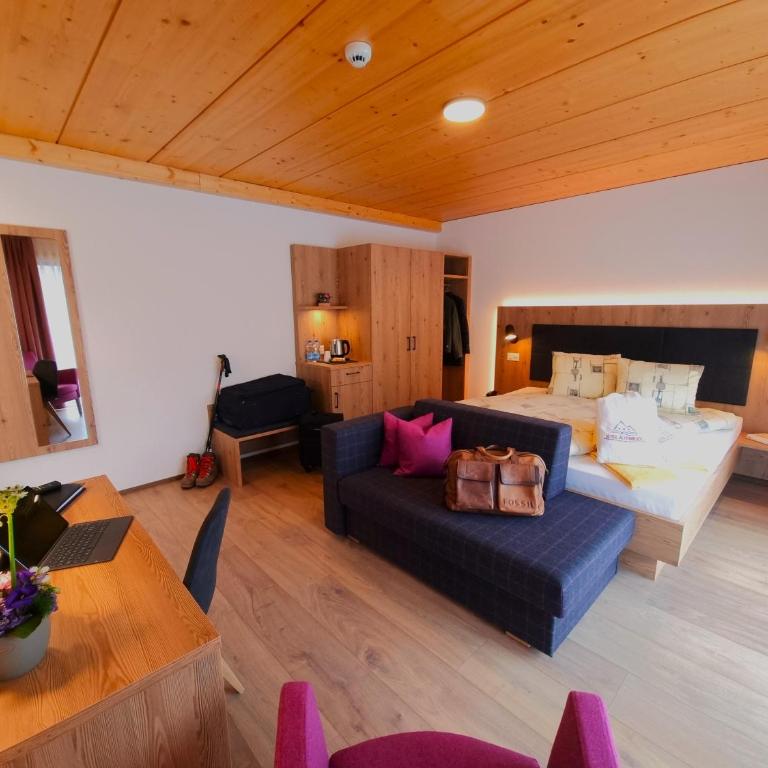 Hotel Alpenblick-Leukerbad-Therme - Signature Doppelzimmer, Zugang zum Spa und Nutzung der Seilbahn - 4
