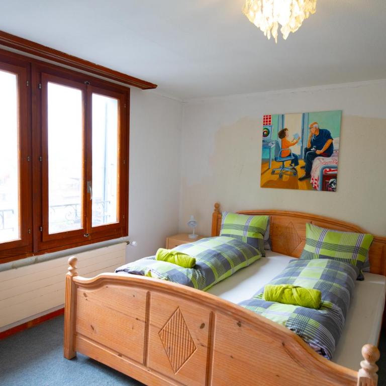 City Center Holiday Apartment - Apartment - 11