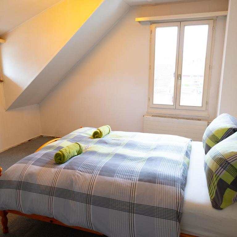 City Center Holiday Apartment - Apartment - 7