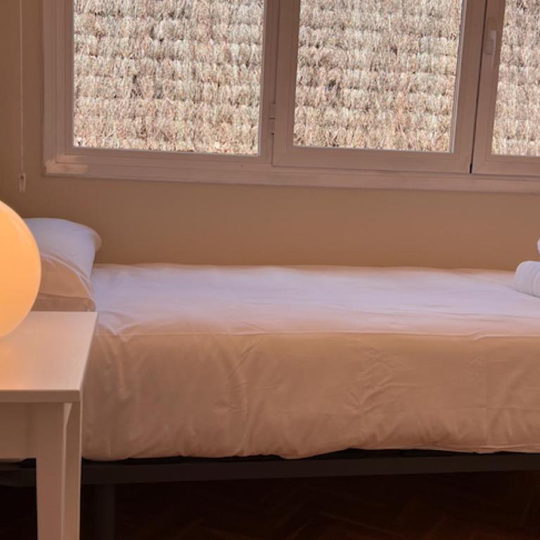 BALMES - Atico con terraza en Sant Gervasi - Three-Bedroom Apartment - 43