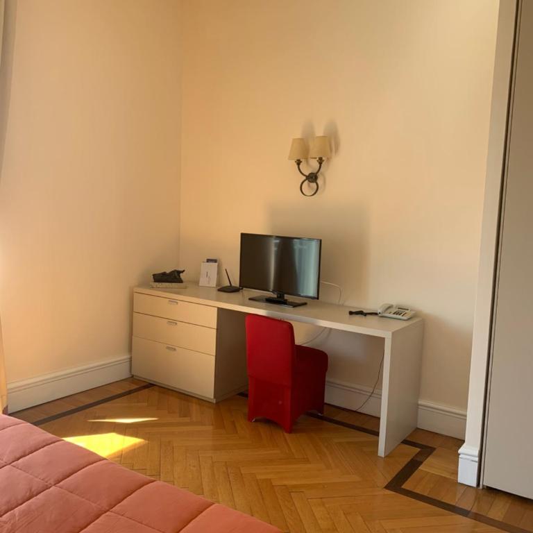 Residence gli Angioini srl - Monolocale con Vista Mare - 1