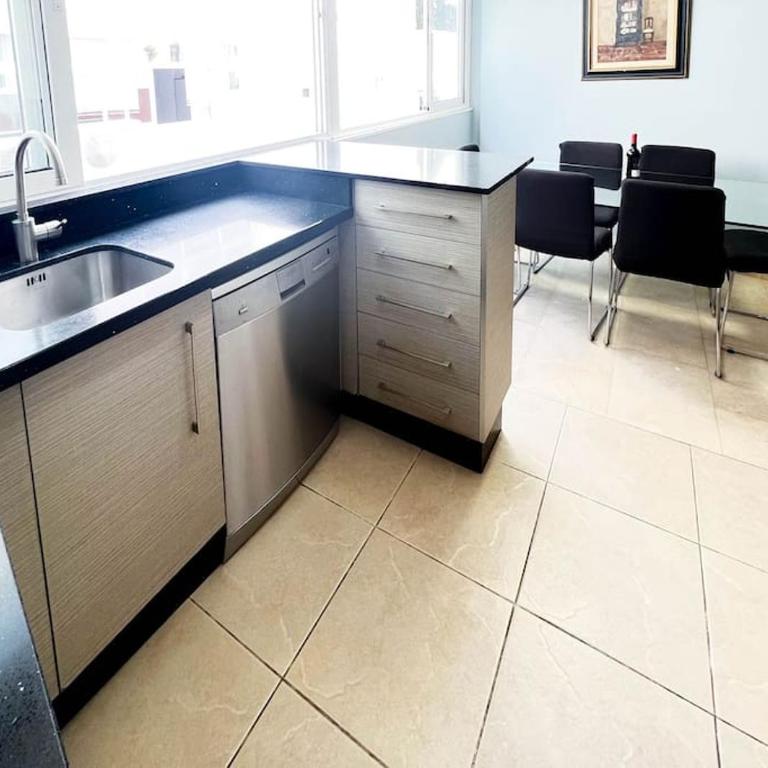 Ático coqueto en Marbella, cerca Puerto Banús - Two-Bedroom Apartment - 14