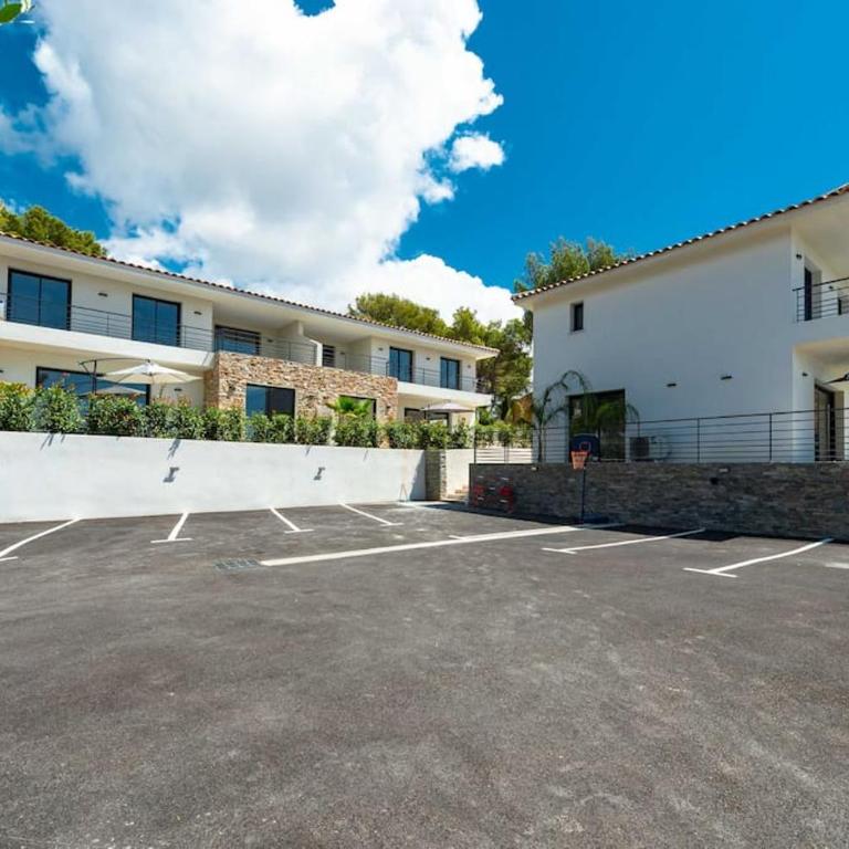 Villa Romy - calme & piscine chauffée - Villa Superior - 35