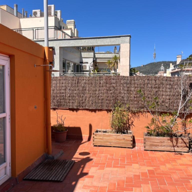 BALMES - Atico con terraza en Sant Gervasi - Three-Bedroom Apartment - 13