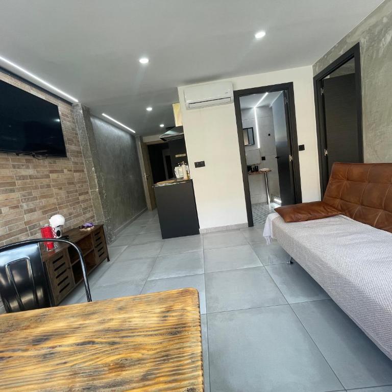 Benidorm JL 1 y 2 - Apartamento de 1 Dormitorio con balcón y vistas a la ciudad - 13